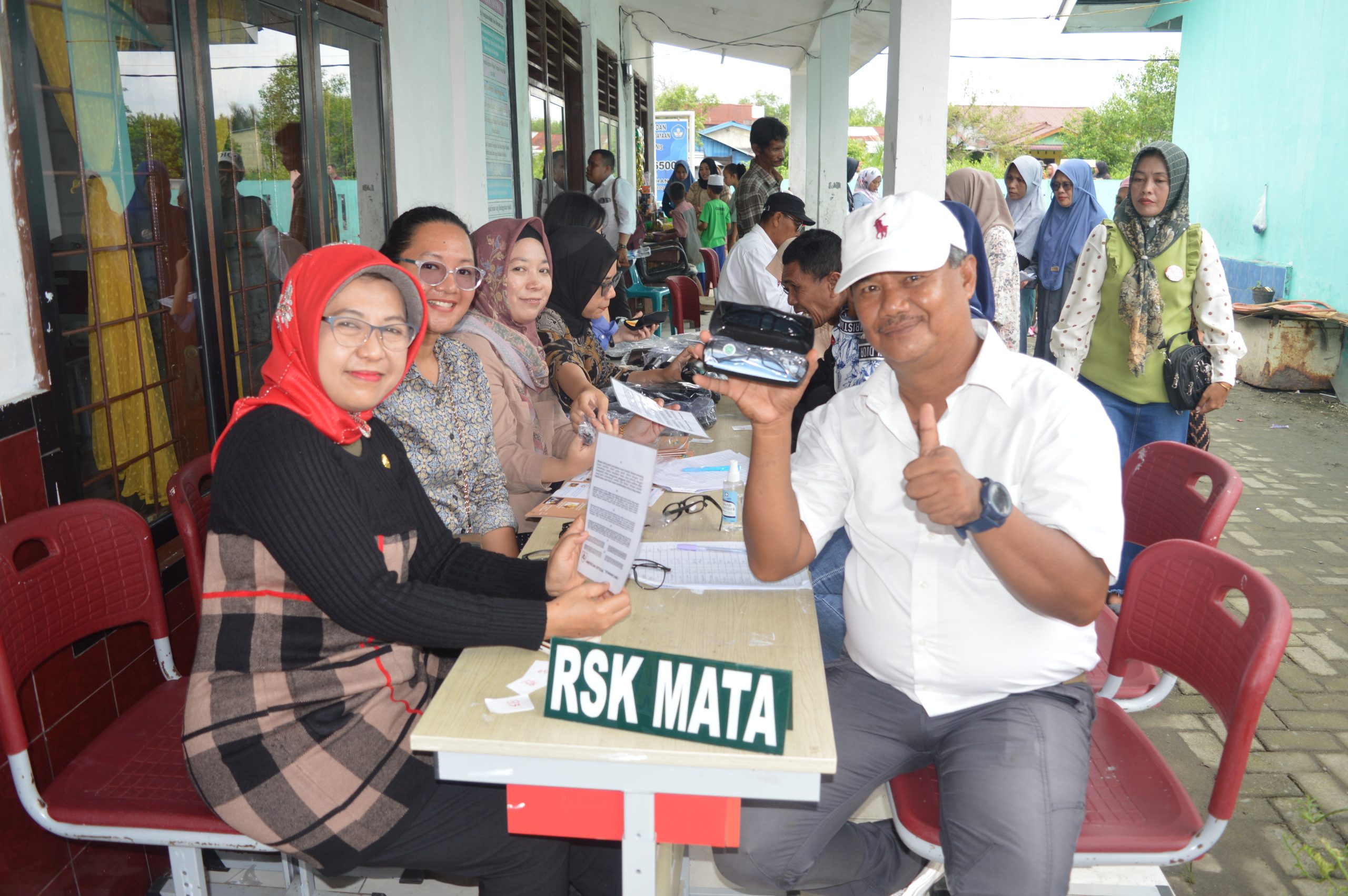 Kegiatan Bakti Sosial Pemeriksaan Kesehatan Mata dan Pemberian Kacamata Gratis Bersama SATGAS PB GAMI Kegiatan Bakti Sosial Pemeriksaan Kesehatan Mata dan Pemberian Kacamata Gratis Bersama SATGAS PB GAMI